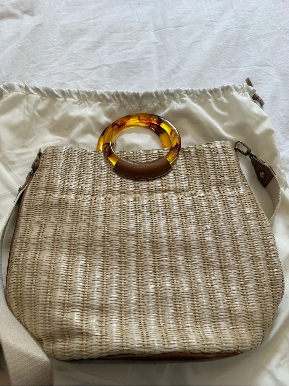 HOBO Straw Bucket Bag with Amber Resin Ring Handles